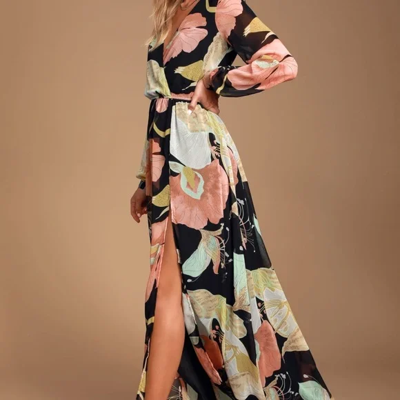 Lulu's Green Long Sleeve Sundress with V-Neck - Picture 7 of 9